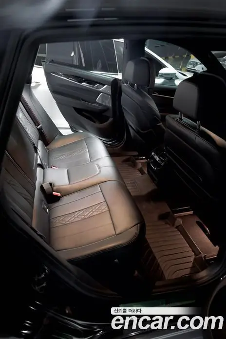 BMW 6 серия 2024 3.0 автомат (гидро), фото 9 BMW 6 серия 2024 3.0 автомат (гидро), фото 9