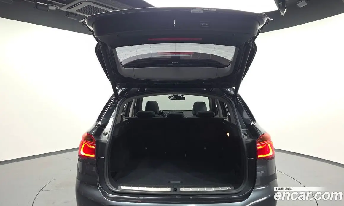 BMW X1 2016 2.0 автомат (гидро), фото 20 BMW X1 2016 2.0 автомат (гидро), фото 20