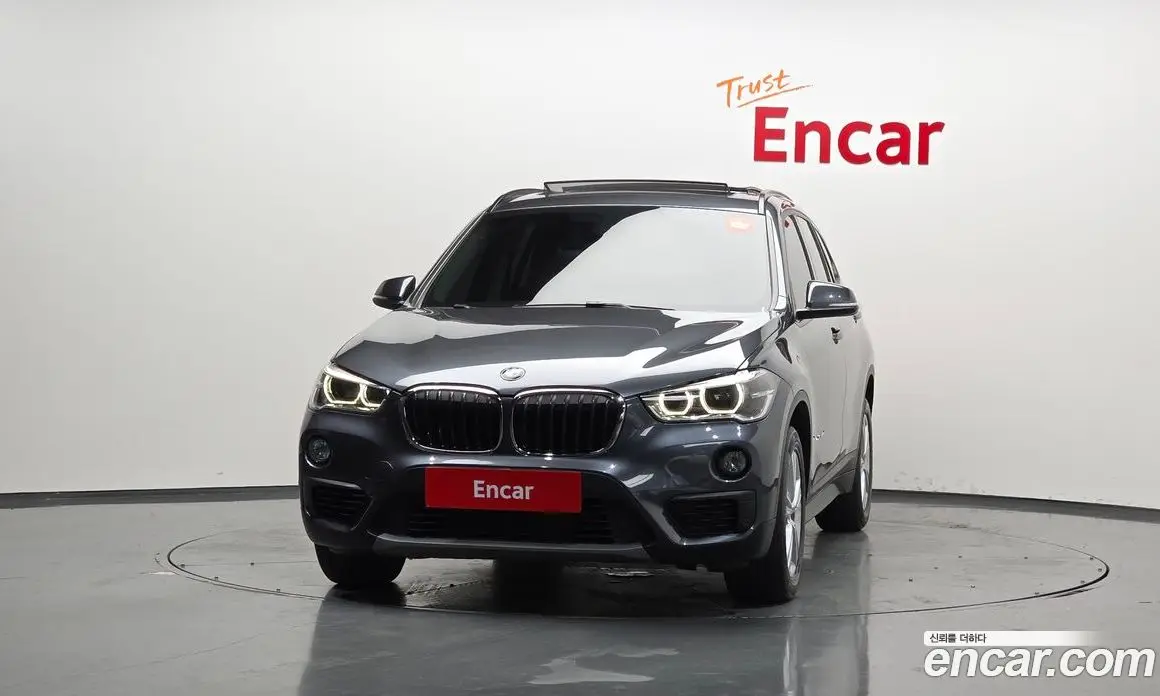 BMW X1 2016 2.0 автомат (гидро), фото 3 BMW X1 2016 2.0 автомат (гидро), фото 3