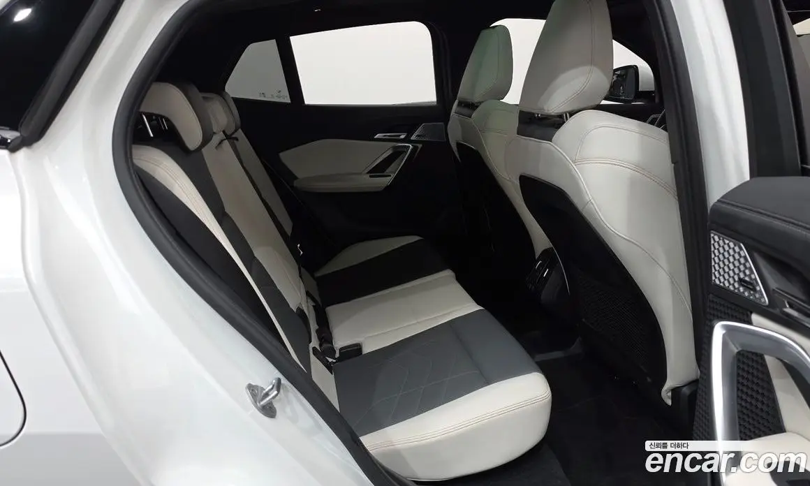 BMW X2 2024 2.0 автомат (гидро), фото 17 BMW X2 2024 2.0 автомат (гидро), фото 17