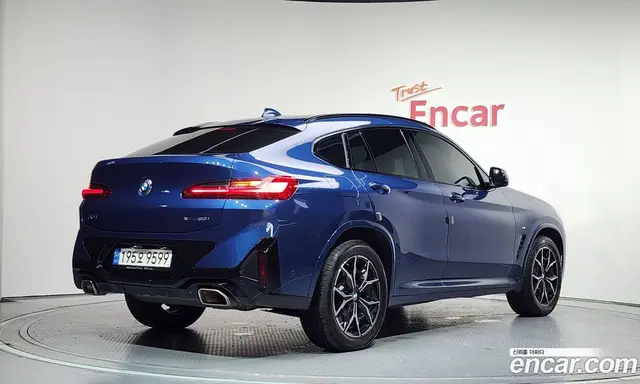 BMW X4 2022 2.0 автомат (гидро), миниатюра 2