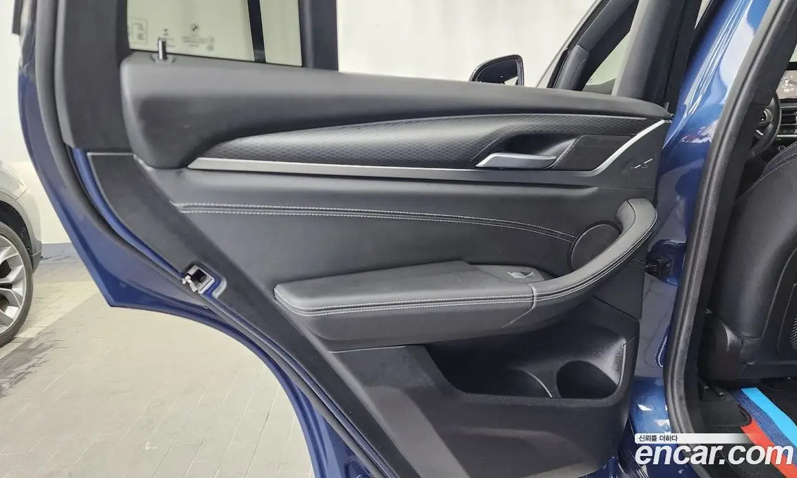 BMW X4 2022 2.0 автомат (гидро), фото 15