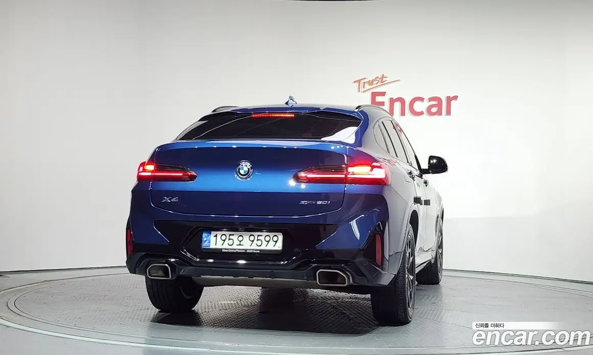 BMW X4 2022 2.0 автомат (гидро), фото 4