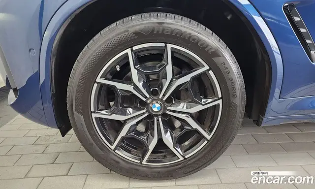 BMW X4 2022 2.0 автомат (гидро), миниатюра 5