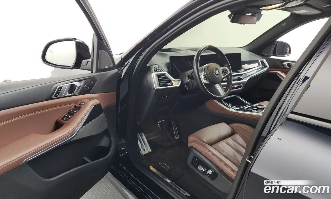 BMW X5 2023 3.0 автомат (гидро), фото 13