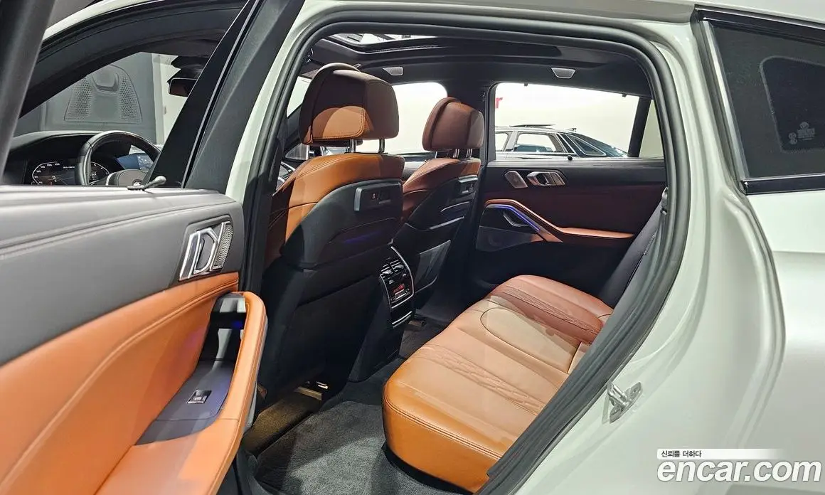 BMW X6 2023 4.4 автомат (гидро), фото 17 BMW X6 2023 4.4 автомат (гидро), фото 17