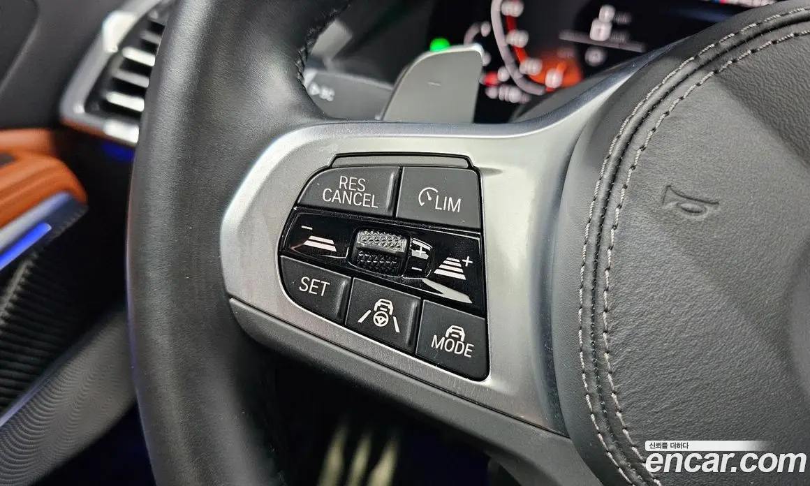 BMW X6 2023 4.4 автомат (гидро), фото 22 BMW X6 2023 4.4 автомат (гидро), фото 22