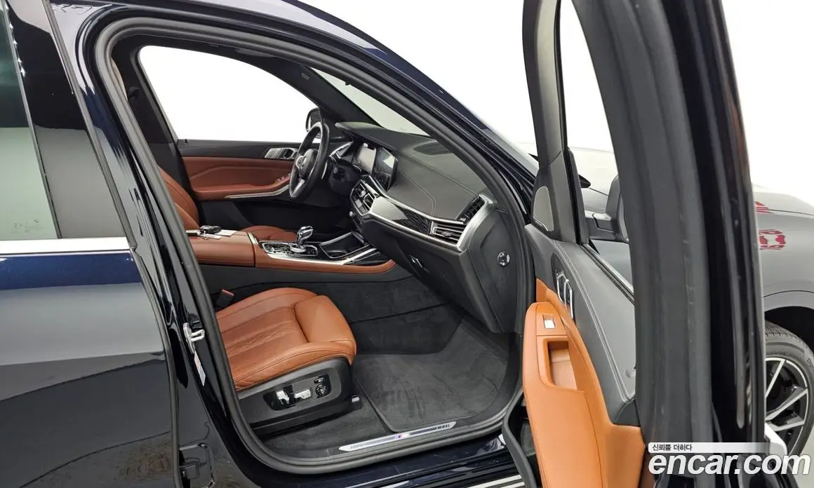 BMW X7 2022 3.0 автомат (гидро), фото 16
