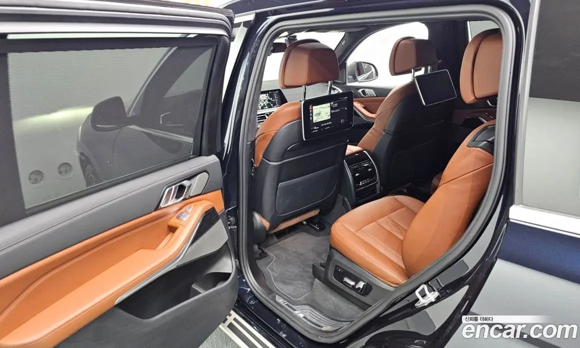BMW X7 2022 3.0 автомат (гидро), фото 24