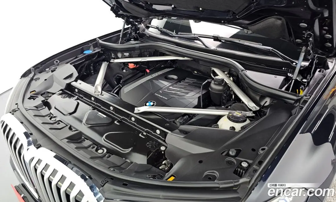 BMW X7 2022 3.0 автомат (гидро), фото 6