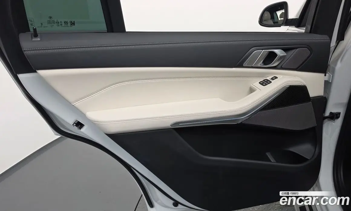 BMW X7 2025 3.0 автомат (гидро), фото 15 BMW X7 2025 3.0 автомат (гидро), фото 15