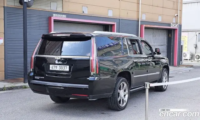Cadillac Escalade 2015 6.2 автомат (гидро), миниатюра 2 Cadillac Escalade 2015 6.2 автомат (гидро), миниатюра 2