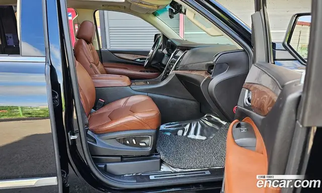 Cadillac Escalade 2015 6.2 автомат (гидро), миниатюра 12
