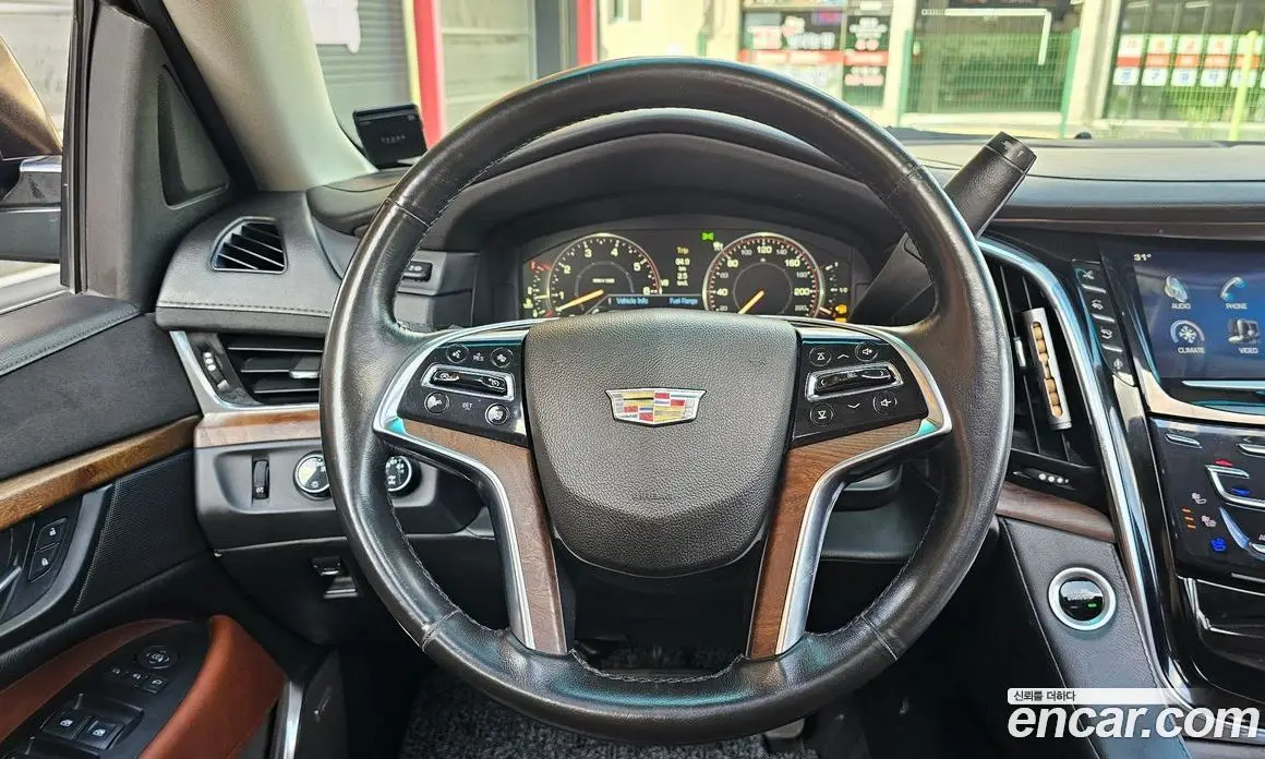 Cadillac Escalade 2015 6.2 автомат (гидро), фото 13 Cadillac Escalade 2015 6.2 автомат (гидро), фото 13