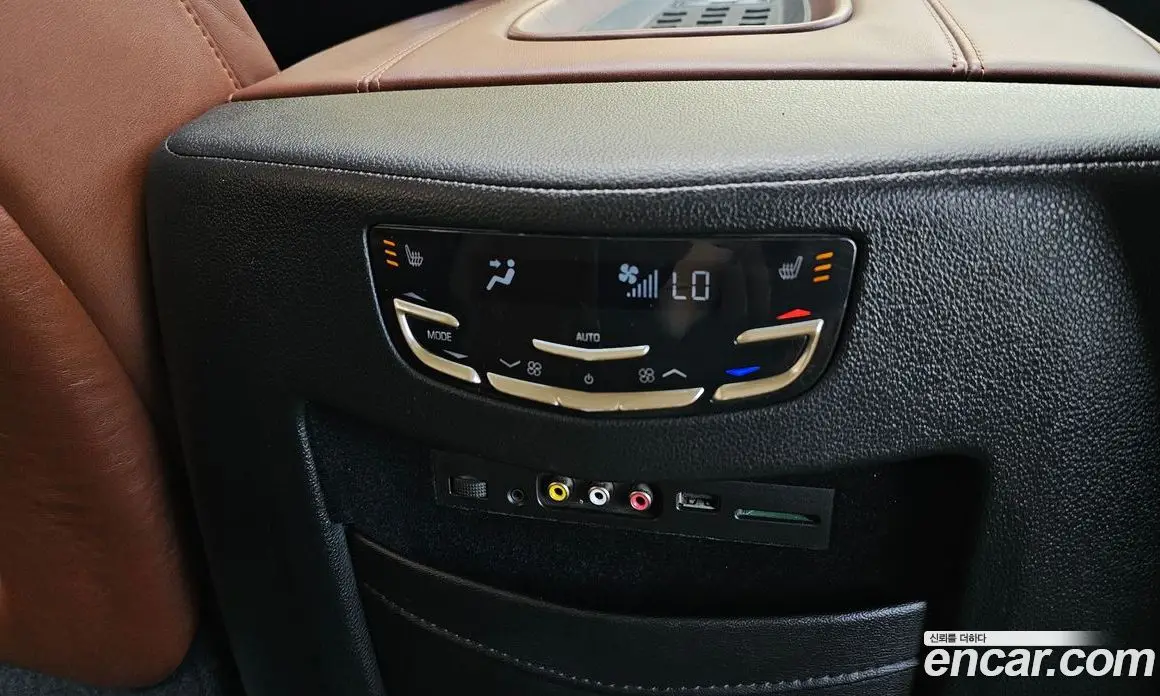 Cadillac Escalade 2015 6.2 автомат (гидро), фото 17 Cadillac Escalade 2015 6.2 автомат (гидро), фото 17