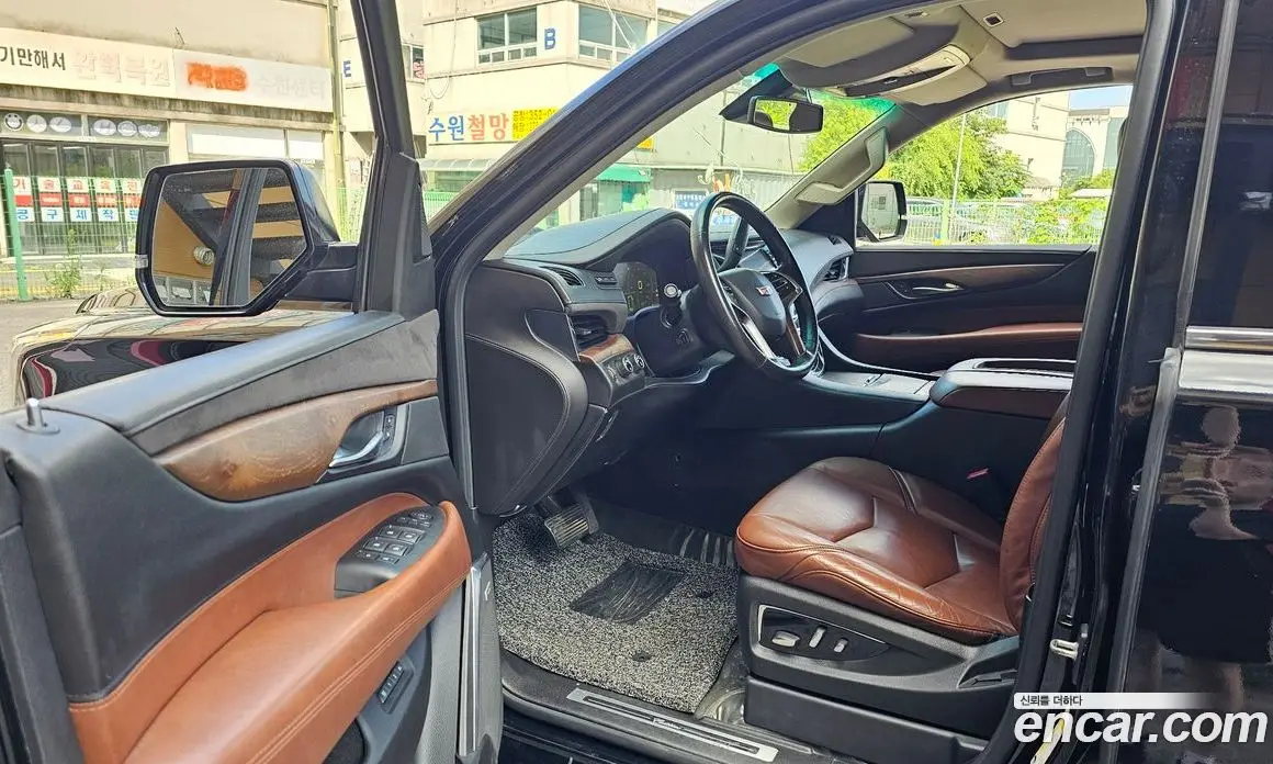 Cadillac Escalade 2015 6.2 автомат (гидро), фото 10 Cadillac Escalade 2015 6.2 автомат (гидро), фото 10