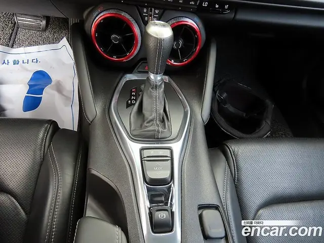 Chevrolet Camaro 2017 6.2 автомат (гидро), миниатюра 11 Chevrolet Camaro 2017 6.2 автомат (гидро), миниатюра 11
