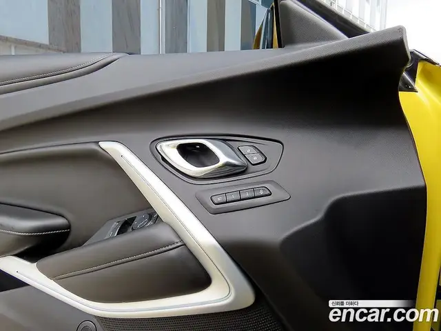 Chevrolet Camaro 2017 6.2 автомат (гидро), миниатюра 12