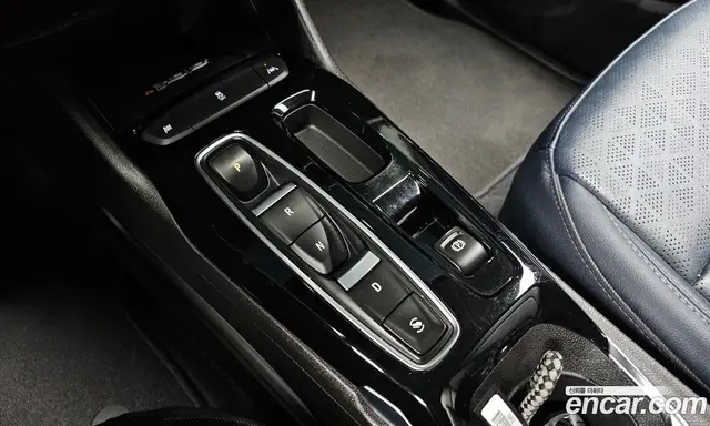 Chevrolet 볼트 EUV 2023 0.2 автомат (гидро), миниатюра 12
