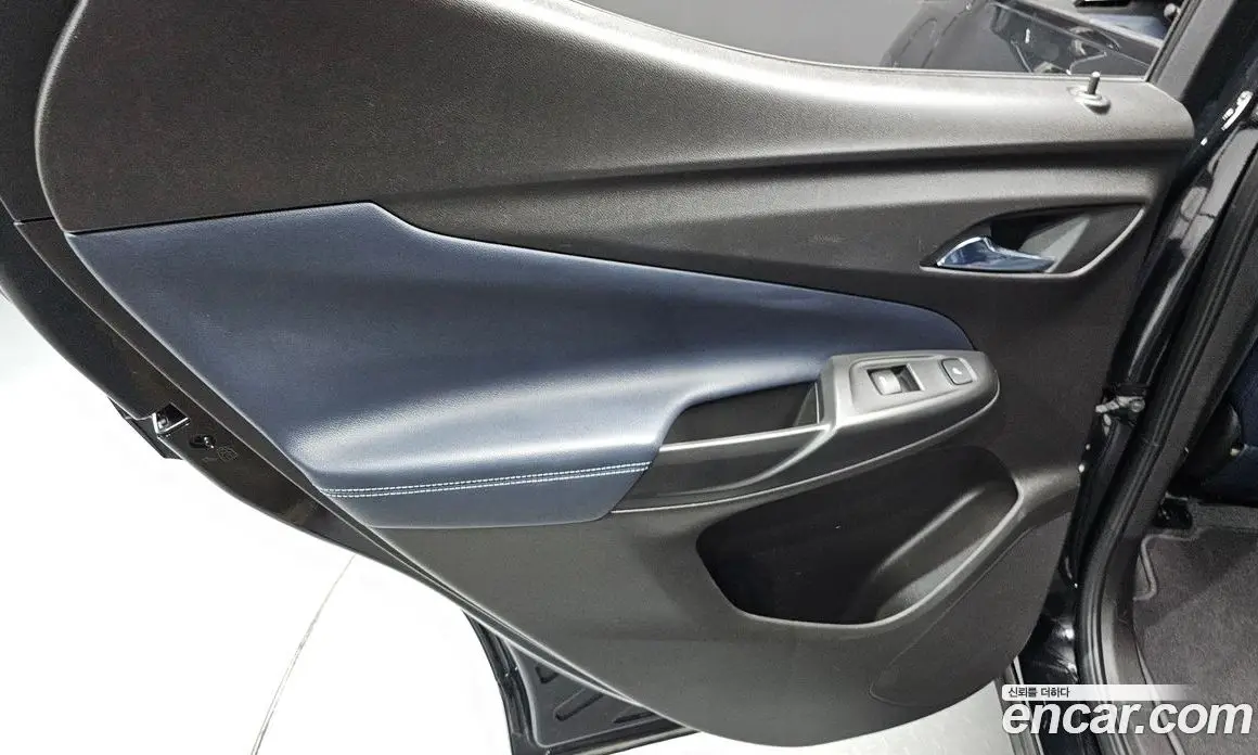 Chevrolet 볼트 EUV 2023 0.2 автомат (гидро), фото 15 Chevrolet 볼트 EUV 2023 0.2 автомат (гидро), фото 15