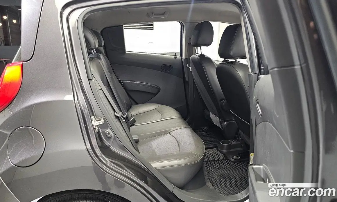 Chevrolet Spark 2014 1.0 автомат (гидро), фото 17