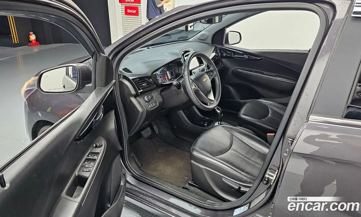 Chevrolet Spark 2016 1.0 автомат (гидро), фото 10 Chevrolet Spark 2016 1.0 автомат (гидро), фото 10