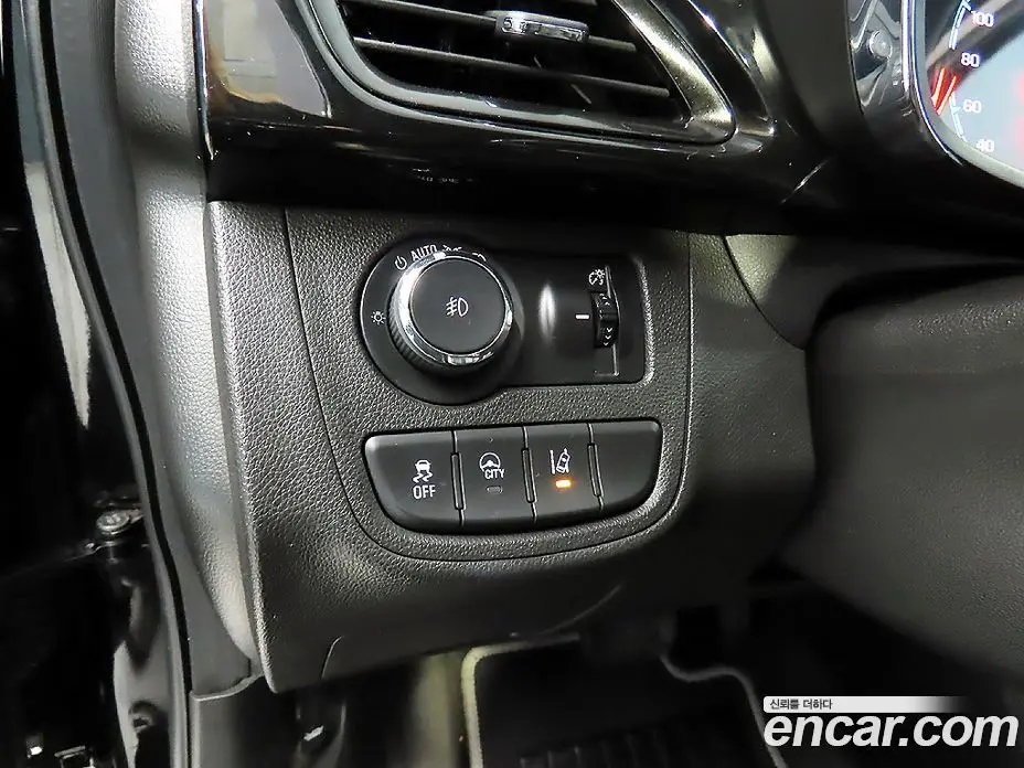 Chevrolet Spark 2016 1.0 автомат (гидро), фото 8