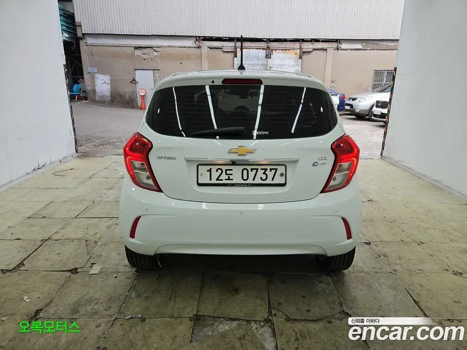 Chevrolet Spark 2016 1.0 автомат (гидро), фото 4 Chevrolet Spark 2016 1.0 автомат (гидро), фото 4