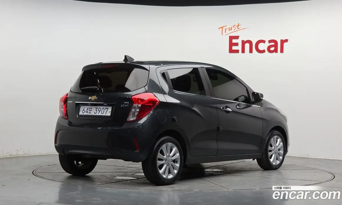 Chevrolet Spark 2017 1.0 автомат (гидро), фото 2 Chevrolet Spark 2017 1.0 автомат (гидро), фото 2