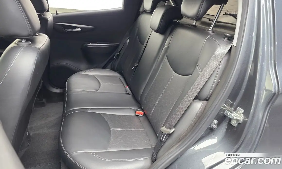 Chevrolet Spark 2017 1.0 автомат (гидро), фото 16 Chevrolet Spark 2017 1.0 автомат (гидро), фото 16