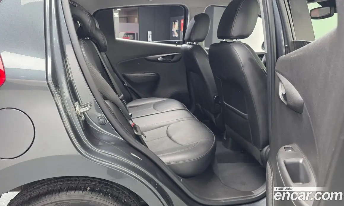 Chevrolet Spark 2017 1.0 автомат (гидро), фото 18 Chevrolet Spark 2017 1.0 автомат (гидро), фото 18
