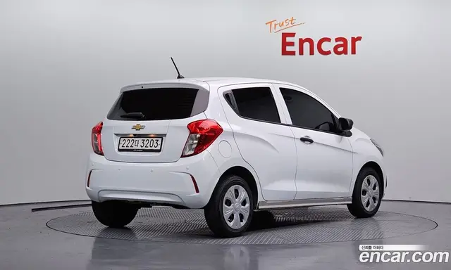 Chevrolet Spark 2017 1.0 автомат (гидро), миниатюра 1 Chevrolet Spark 2017 1.0 автомат (гидро), миниатюра 1
