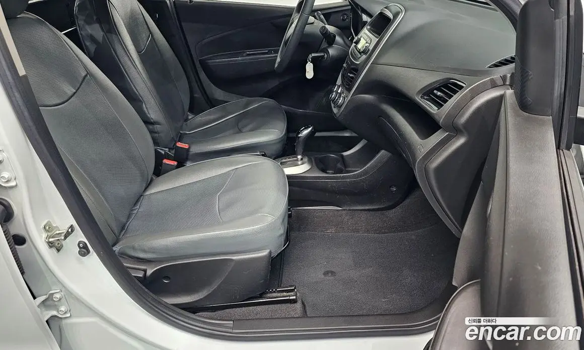 Chevrolet Spark 2017 1.0 автомат (гидро), фото 15 Chevrolet Spark 2017 1.0 автомат (гидро), фото 15
