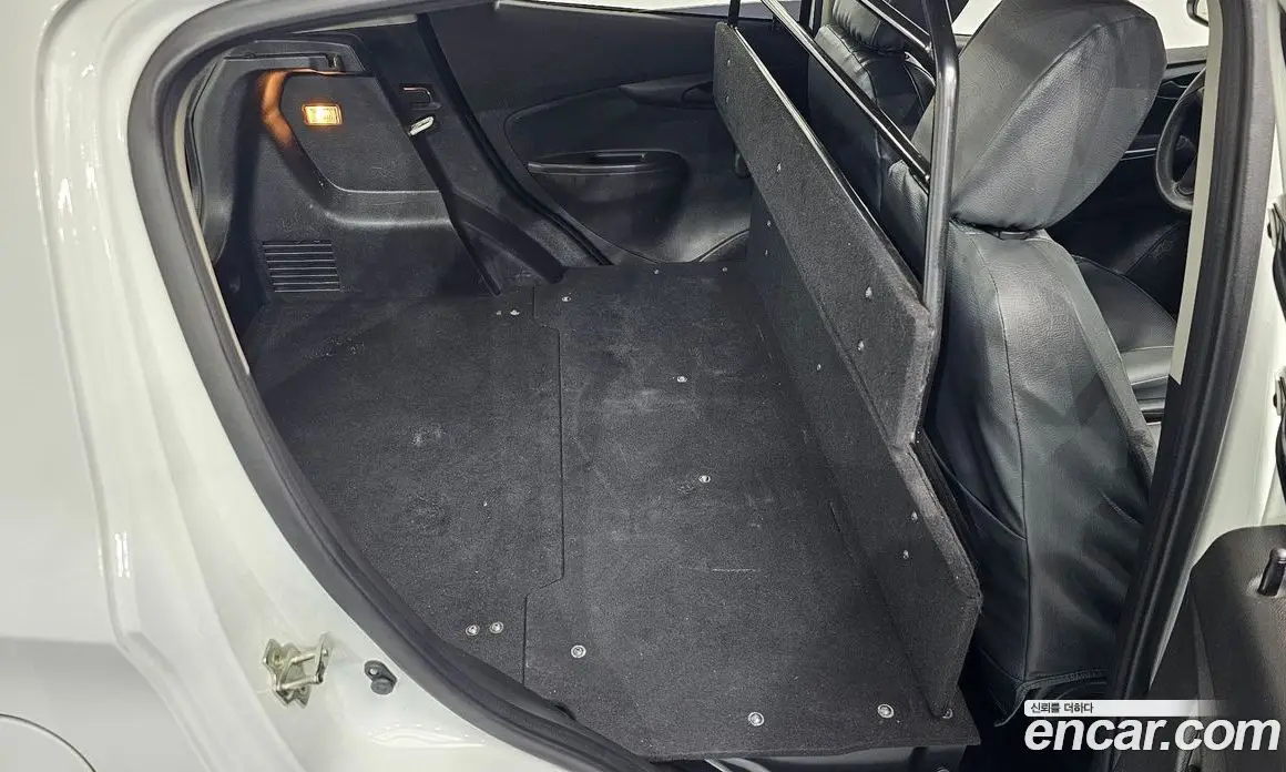 Chevrolet Spark 2017 1.0 автомат (гидро), фото 17 Chevrolet Spark 2017 1.0 автомат (гидро), фото 17