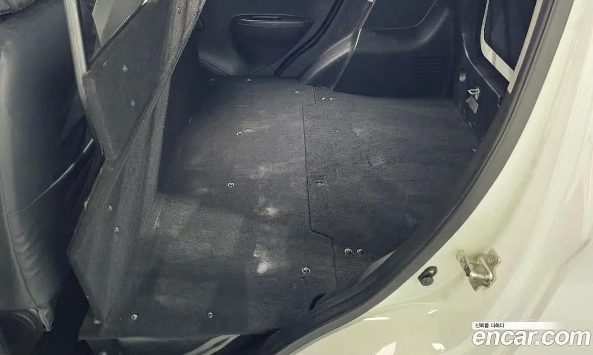 Chevrolet Spark 2017 1.0 автомат (гидро), фото 25 Chevrolet Spark 2017 1.0 автомат (гидро), фото 25