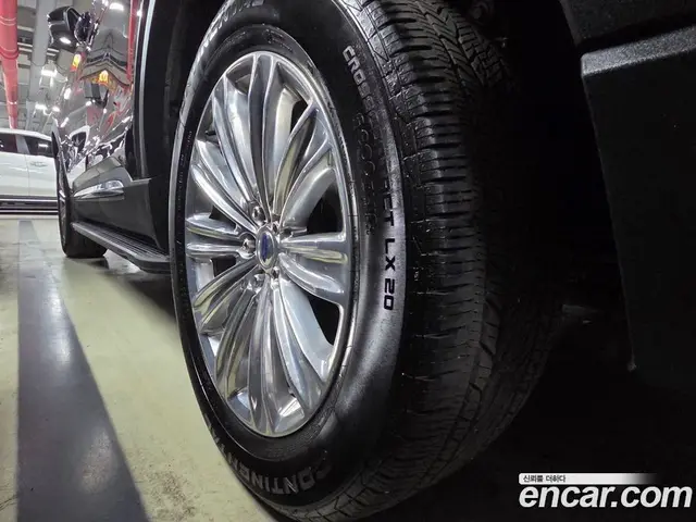 Ford Explorer 2022 3.3 автомат (гидро), миниатюра 5 Ford Explorer 2022 3.3 автомат (гидро), миниатюра 5