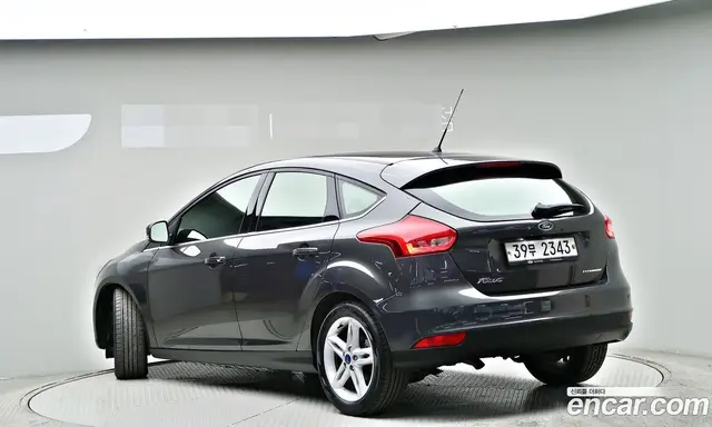 Ford Focus 2016 1.5 автомат (гидро), миниатюра 4 Ford Focus 2016 1.5 автомат (гидро), миниатюра 4