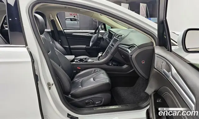 Ford Mondeo 2016 2.0 автомат (гидро), миниатюра 10 Ford Mondeo 2016 2.0 автомат (гидро), миниатюра 10