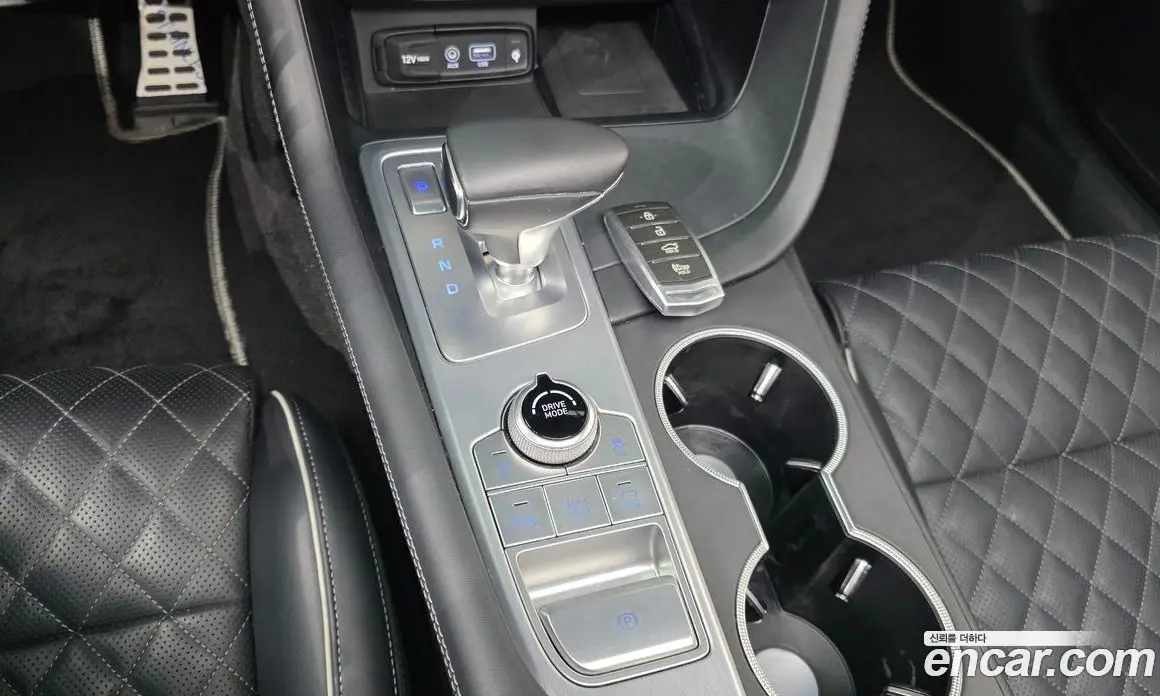 Genesis G70 2018 3.3 автомат (гидро), фото 9 Genesis G70 2018 3.3 автомат (гидро), фото 9