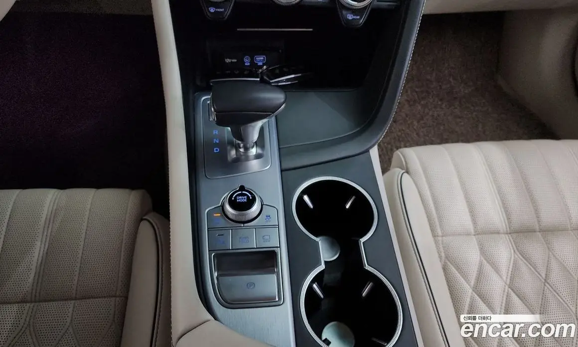 Genesis G70 2018 2.0 автомат (гидро), фото 12 Genesis G70 2018 2.0 автомат (гидро), фото 12