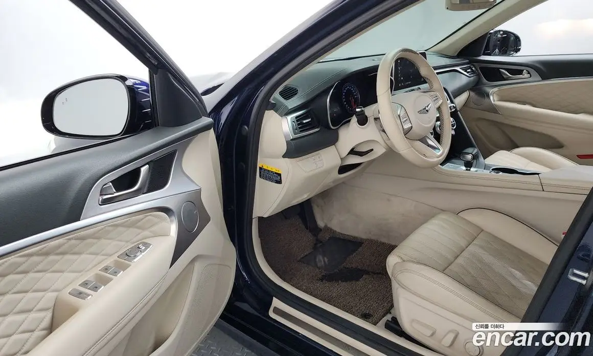 Genesis G70 2018 2.0 автомат (гидро), фото 13 Genesis G70 2018 2.0 автомат (гидро), фото 13