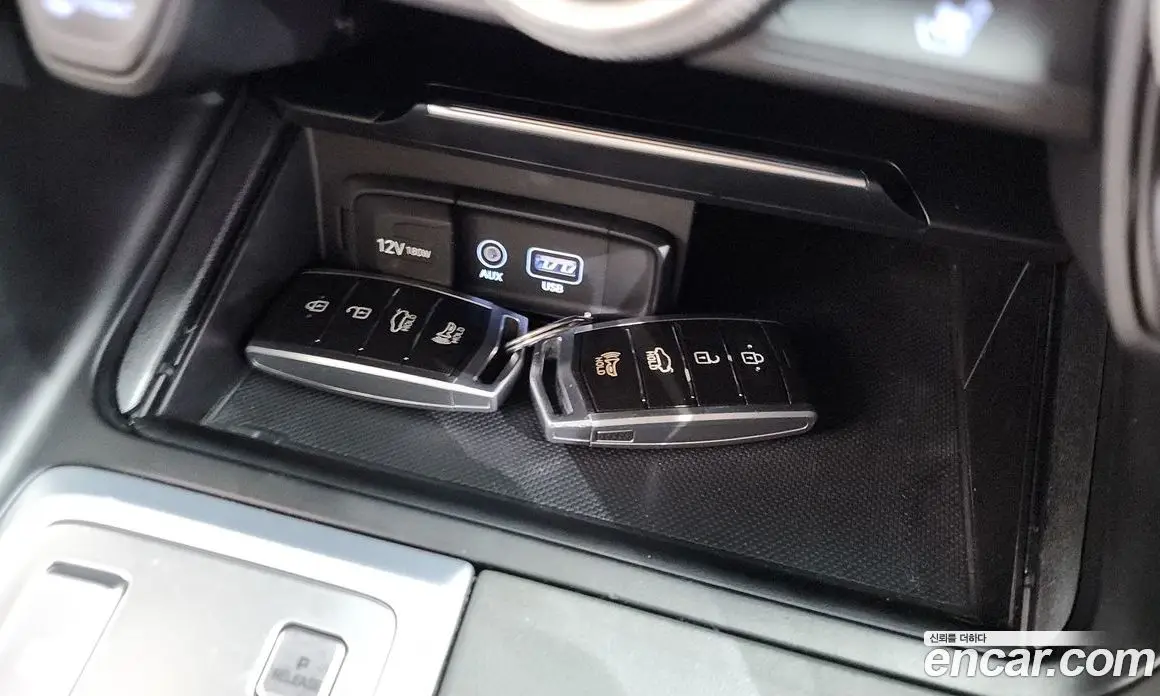 Genesis G70 2018 2.0 автомат (гидро), фото 18 Genesis G70 2018 2.0 автомат (гидро), фото 18