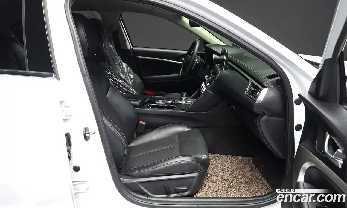 Genesis G70 2020 2.2 автомат (гидро), фото 11 Genesis G70 2020 2.2 автомат (гидро), фото 11