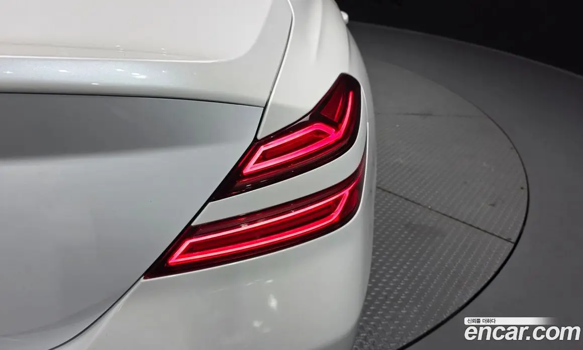 Genesis G70 2022 2.0 автомат (гидро), фото 9 Genesis G70 2022 2.0 автомат (гидро), фото 9