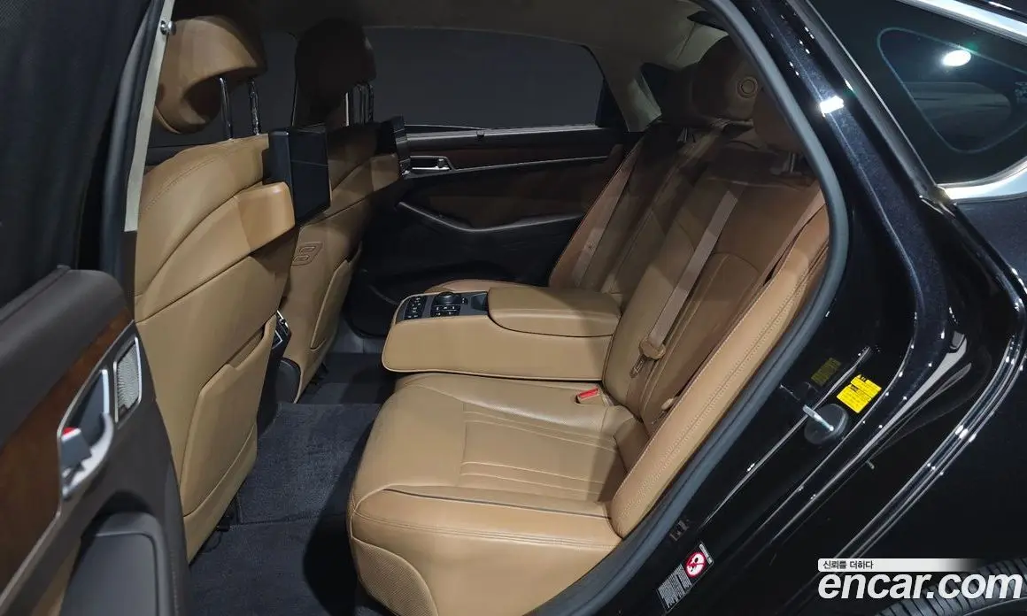 Genesis G80 2017 3.8 автомат (гидро), фото 18 Genesis G80 2017 3.8 автомат (гидро), фото 18