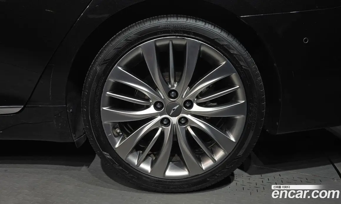 Genesis G80 2017 3.8 автомат (гидро), фото 7 Genesis G80 2017 3.8 автомат (гидро), фото 7