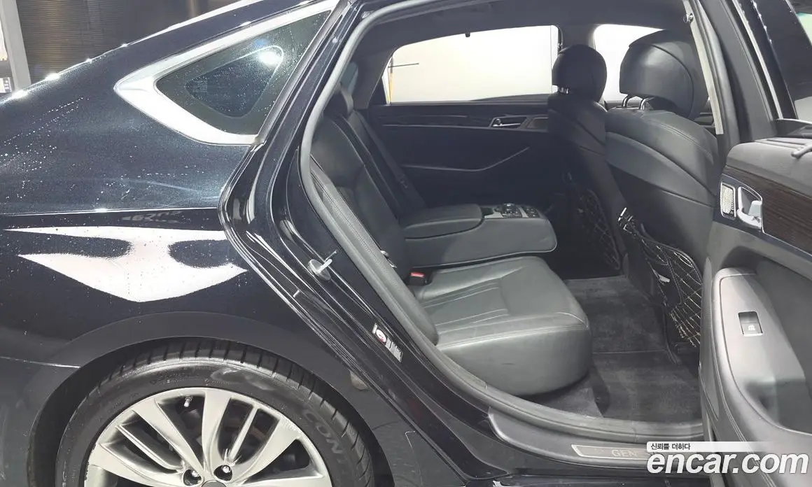 Genesis G80 2019 3.3 автомат (гидро), фото 17 Genesis G80 2019 3.3 автомат (гидро), фото 17
