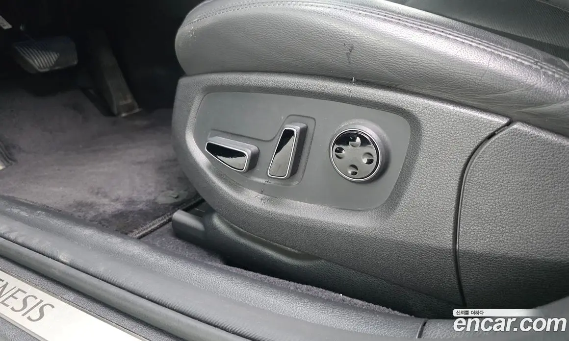 Genesis G80 2019 3.3 автомат (гидро), фото 32 Genesis G80 2019 3.3 автомат (гидро), фото 32