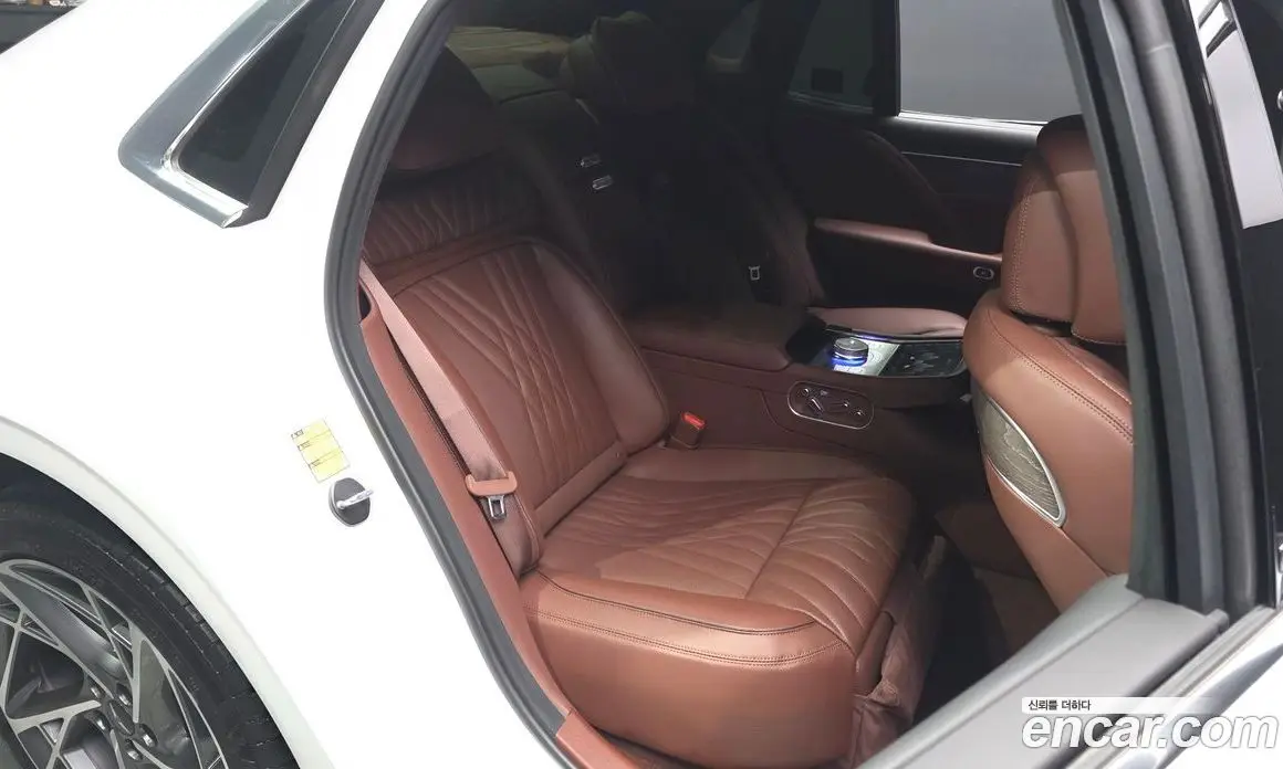 Genesis G90 2023 3.5 автомат (гидро), фото 16 Genesis G90 2023 3.5 автомат (гидро), фото 16