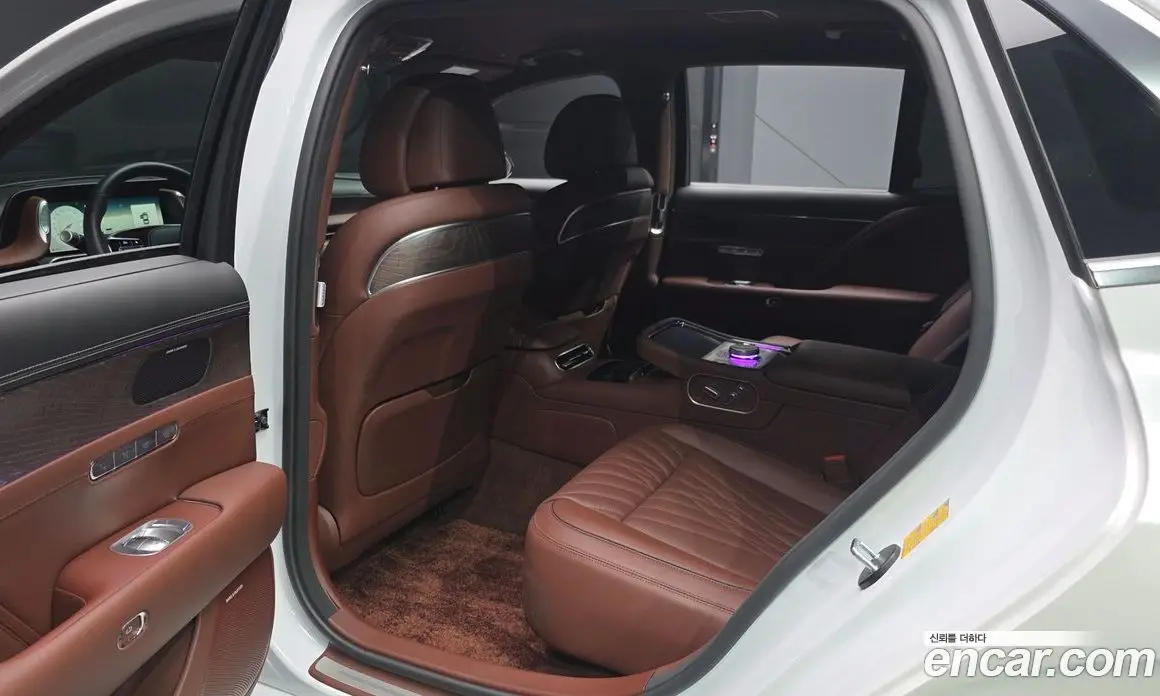 Genesis G90 2023 3.5 автомат (гидро), фото 17 Genesis G90 2023 3.5 автомат (гидро), фото 17